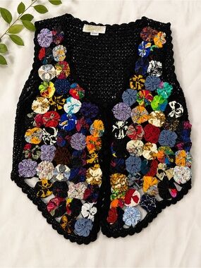 Escapades Handcrafted Crochet Rosette Vest Small 100% Cotton Wearable Art